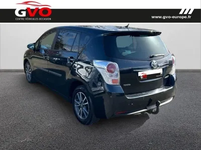 TOYOTA Verso 124 D-4D SkyView 5 places occasion 2014 - Photo 2