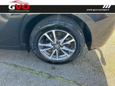 TOYOTA Verso 124 D-4D SkyView 5 places occasion 2014 - Photo 4