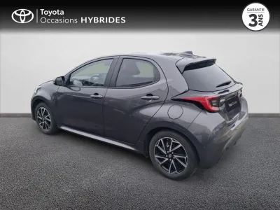 TOYOTA Yaris 116h Design 5p MY22 occasion 2023 - Photo 2