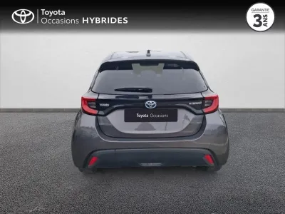 TOYOTA Yaris 116h Design 5p MY22 occasion 2023 - Photo 4