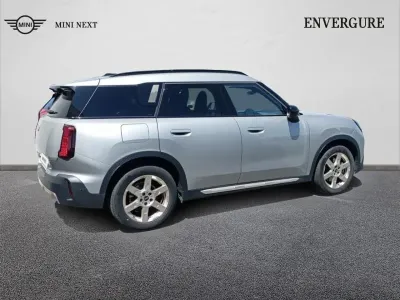 MINI Countryman C 170ch Favoured DKG7 occasion 2024 - Photo 3