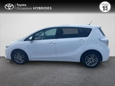 TOYOTA Verso 112 D-4D FAP Feel! SkyView 7 places occasion 2016 - Photo 2