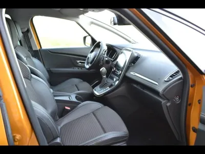 RENAULT Scenic 1.6 dCi 160ch energy Intens EDC occasion 2017 - Photo 4