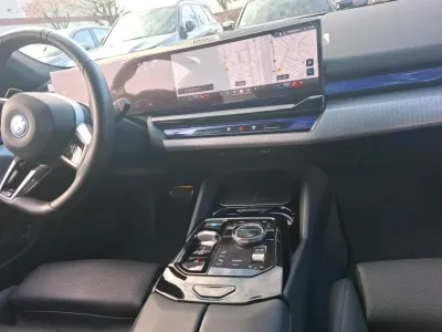 BMW Serie 5 Touring i5 340ch M Sport eDrive40 occasion 2024 - Photo 4