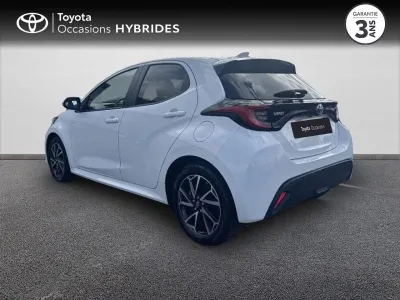 TOYOTA Yaris 116h Design 5p Pack Confort + Roue de secours occasion 2022 - Photo 2