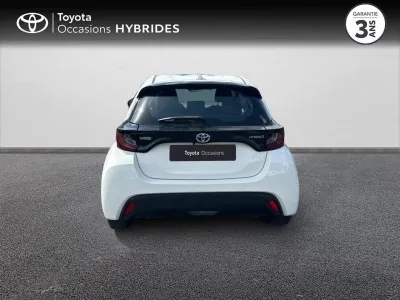 TOYOTA Yaris 116h Dynamic Business 5p + Programme Beyond Zero Academy MY22 occasion 2022 - Photo 4