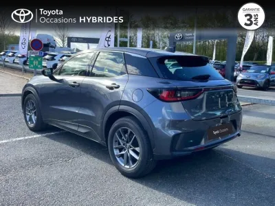 LEXUS LBX 1.5 136ch Business 2WD occasion 2024 - Photo 2