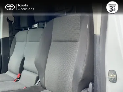TOYOTA PROACE CITY Medium 130 D-4D Dynamic BVA MC23 occasion 2024 - Photo 3