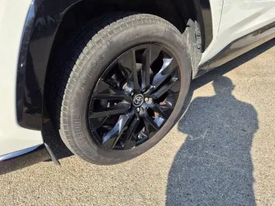 TOYOTA RAV4 Hybride 222ch Collection AWD-i MY21 occasion 2022 - Photo 3