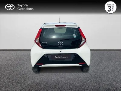TOYOTA Aygo 1.0 VVT-i 72ch x-play x-shift 5p MY20 occasion 2021 - Photo 4