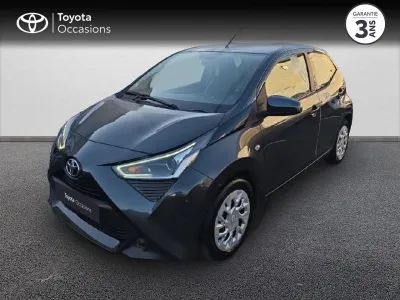 TOYOTA Aygo 1.0 VVT-i 72ch x-play x-app 5p MC18 occasion 2019 - Photo 1