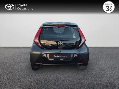 TOYOTA Aygo 1.0 VVT-i 72ch x-play x-app 5p MC18 occasion 2019 - Photo 4