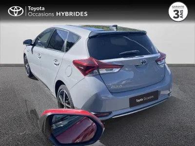 TOYOTA Auris HSD 136h Collection RC18 occasion 2018 - Photo 2