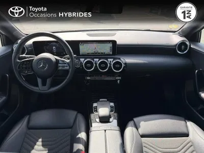MERCEDES-BENZ Classe A 180 d 116ch Style Line 7G-DCT occasion 2019 - Photo 2