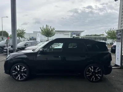 MINI Countryman SE 313ch JCW ALL4 occasion 2024 - Photo 3