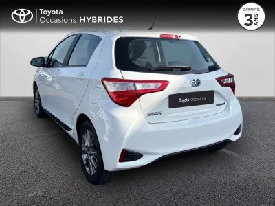 TOYOTA Yaris 100h Dynamic 5p RC19 occasion 2020 - Photo 2