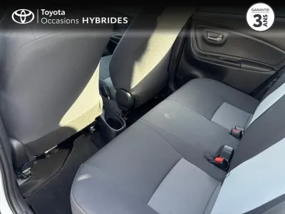 TOYOTA Yaris 100h Dynamic 5p RC19 occasion 2020 - Photo 4