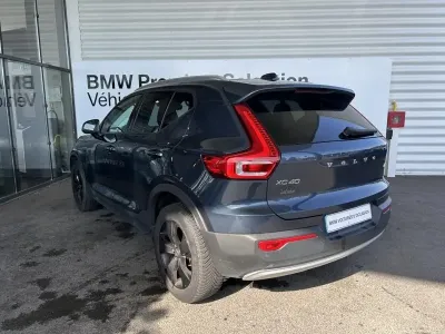 VOLVO XC40 T3 163ch Momentum Geartronic 8 occasion 2021 - Photo 2