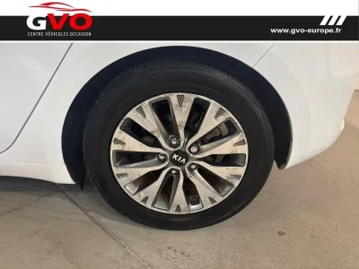 KIA Cee'd 1.6 CRDi 136ch ISG GT Line occasion 2016 - Photo 4