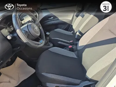 TOYOTA Aygo X 1.0 VVT-i 72ch Dynamic occasion 2023 - Photo 3