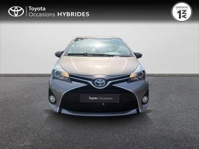 TOYOTA Yaris HSD 100h Dynamic 5p occasion 2015 - Photo 2