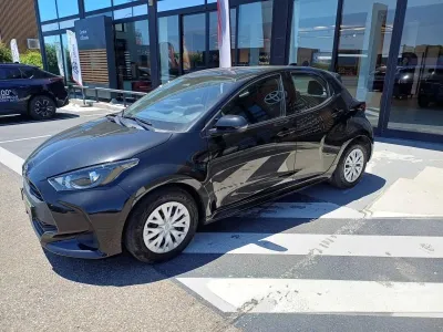 TOYOTA Yaris 116h Dynamic 5p MC24 occasion 2024 - Photo 2