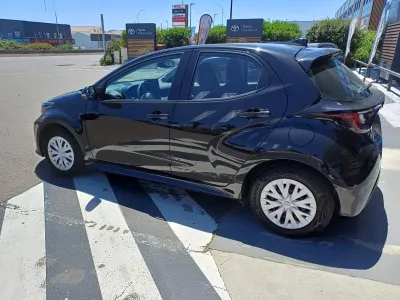 TOYOTA Yaris 116h Dynamic 5p MC24 occasion 2024 - Photo 4