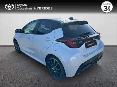 TOYOTA Yaris 116h GR Sport 5p MY22 occasion 2023 - Photo 2