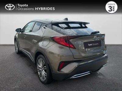 TOYOTA C-HR 184h Distinctive 2WD E-CVT MY22 occasion 2022 - Photo 2