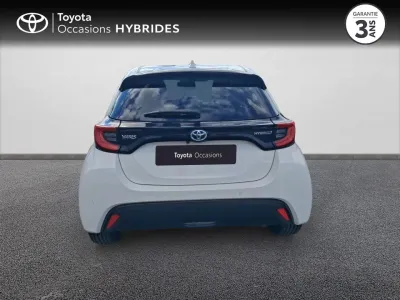 TOYOTA Yaris 116h Design 5p MY22 occasion 2023 - Photo 4