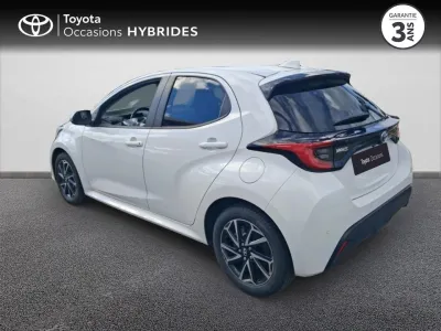TOYOTA Yaris 116h Design 5p MY22 occasion 2023 - Photo 2