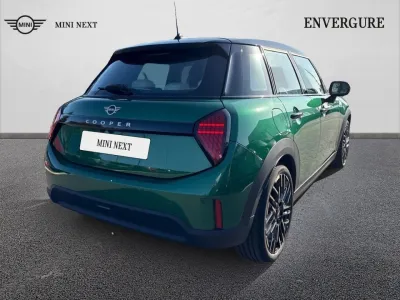 MINI Cooper 5 Portes C 156ch Favoured DKG7 occasion 2025 - Photo 2