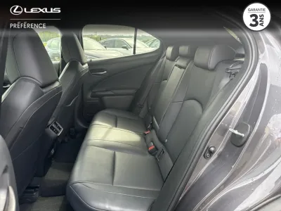 LEXUS UX 300h F SPORT Design 2WD MC25 occasion 2024 - Photo 4