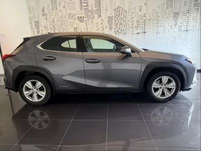 LEXUS UX 250h 2WD MY20 occasion 2021 - Photo 4