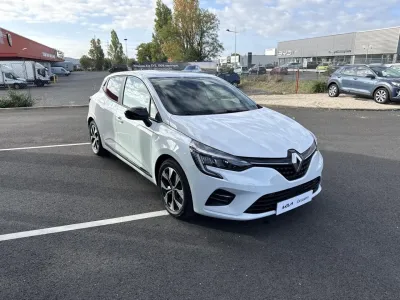 RENAULT Clio 1.6 E-Tech hybride 145ch Techno occasion 2023 - Photo 3