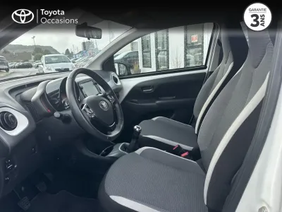 TOYOTA Aygo 1.0 VVT-i 72ch x-play 5p MY20 occasion 2021 - Photo 3
