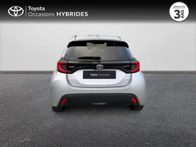 TOYOTA Yaris 116h Design 5p MY22 occasion 2023 - Photo 4