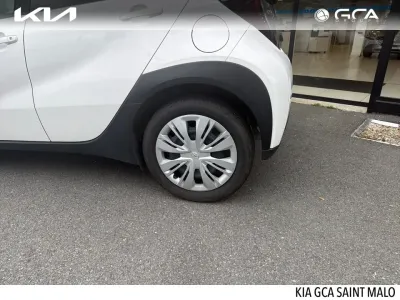 TOYOTA Aygo X 1.0 VVT-i 72ch Dynamic S-CVT MY24 occasion 2023 - Photo 4