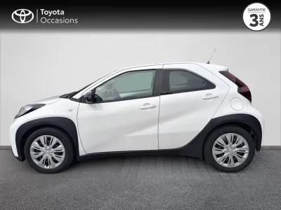 TOYOTA Aygo X 1.0 VVT-i 72ch Dynamic MY23 occasion 2024 - Photo 3