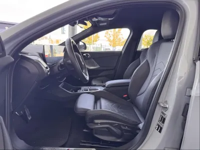 BMW Serie 1 120dA 163ch M Sport DKG7 occasion 2026 - Photo 4