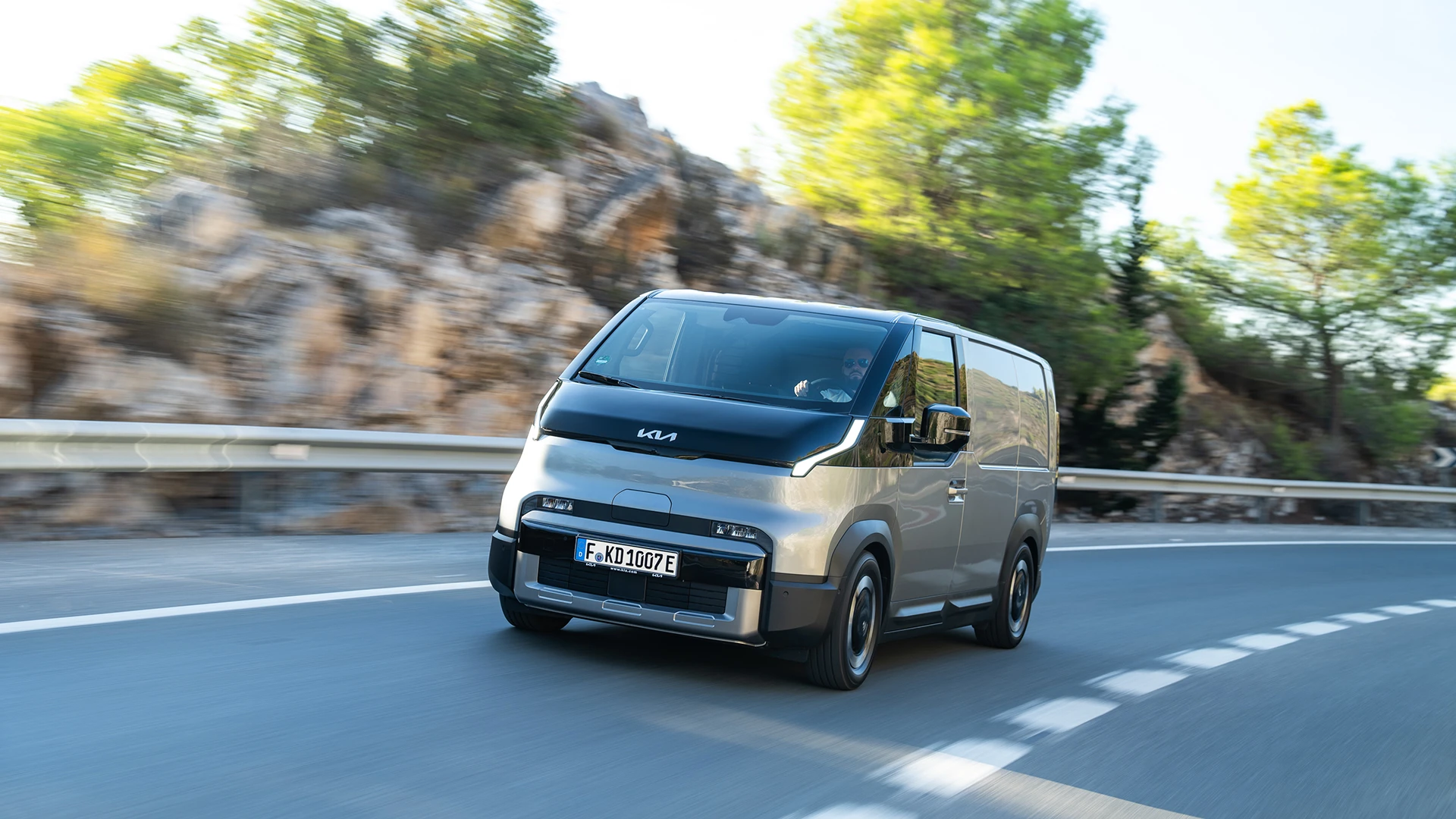 kia-pv5-cargo-gca