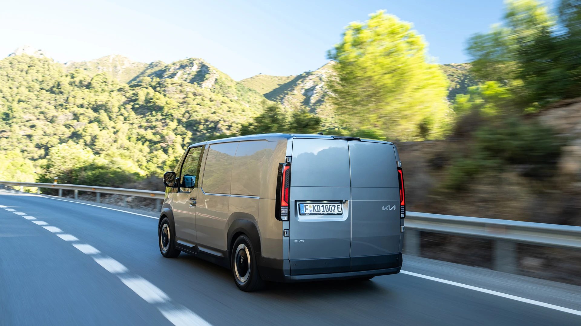 kia-pv5-cargo-gca
