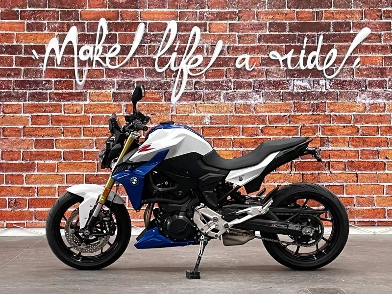 Image principale du véhicule