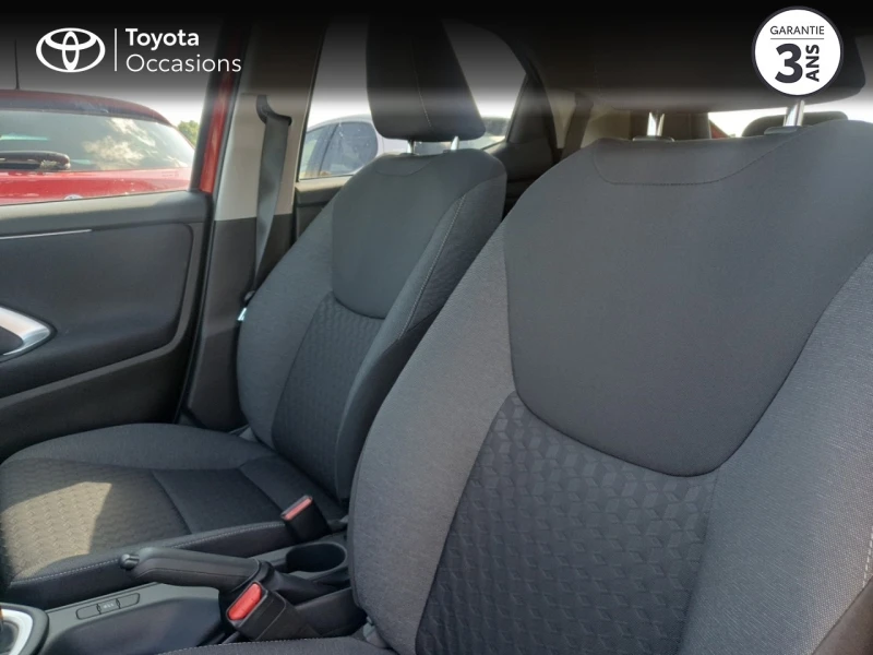 toyota-yaris-70-vvt-i-design-5p-my22-19-saint-nazaire-1-3