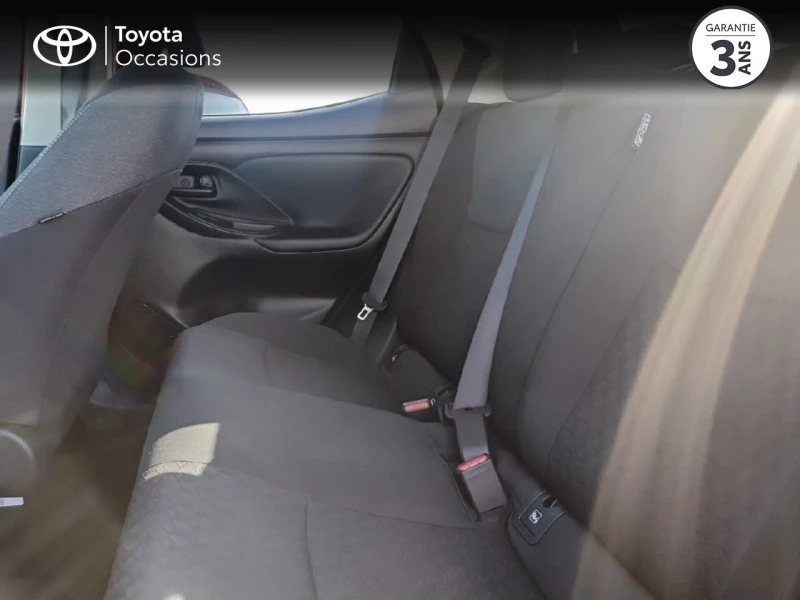 toyota-yaris-70-vvt-i-design-5p-my22-19-saint-nazaire-1-4