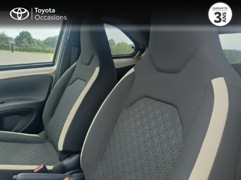 toyota-aygo-x-1-0-vvt-i-72ch-design-my23-14-redon-11