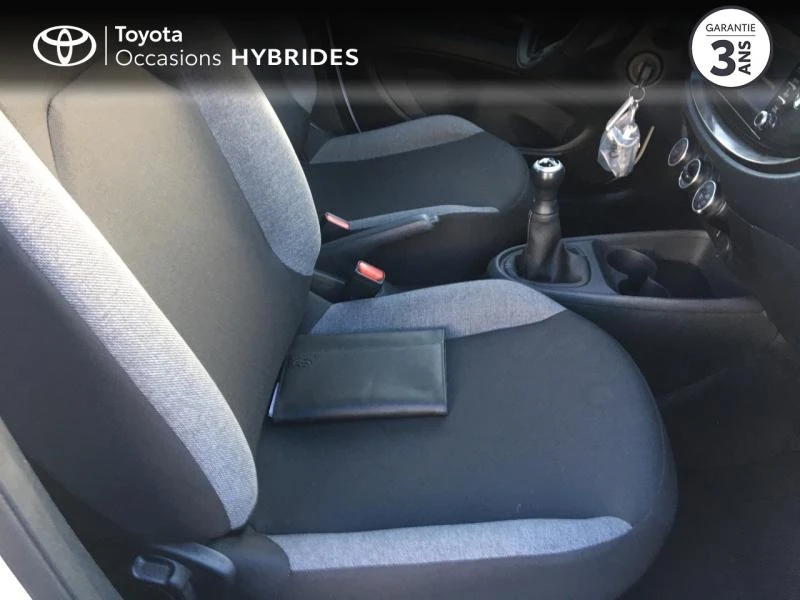 toyota-aygo-x-1-0-vvt-i-72ch-dynamic-1-begles-1-6