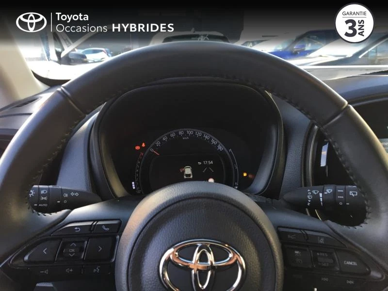 toyota-aygo-x-1-0-vvt-i-72ch-dynamic-1-begles-1-13
