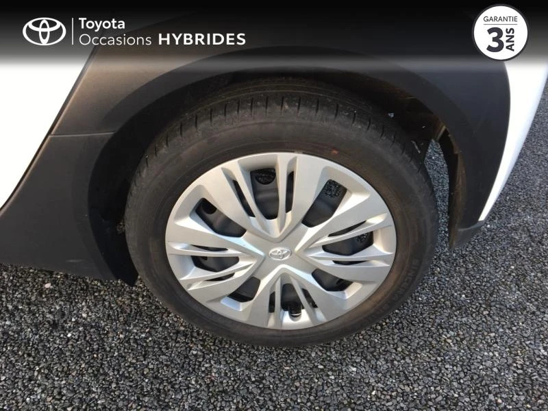 toyota-aygo-x-1-0-vvt-i-72ch-dynamic-1-begles-1-16