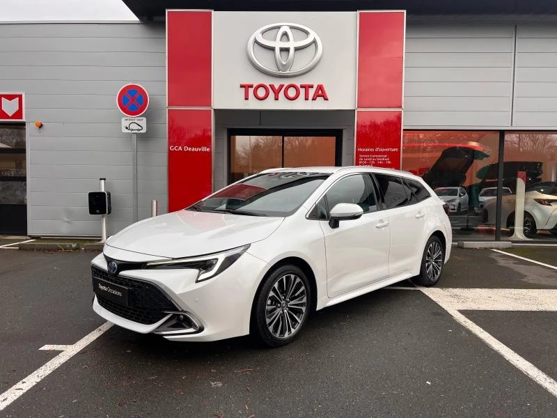 toyota-corolla-touring-spt-1-8-140ch-design-my23-9-saint-arnoult-1